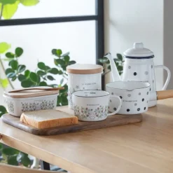 Discount Maison Ghibli Enamel Tea Pot Soot Sprites 1,1L - My Neighbor Totoro