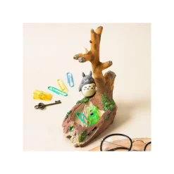 Maison Ghibli Key Hook Totoro At Shade Of A Tree - My Neighbor Totoro