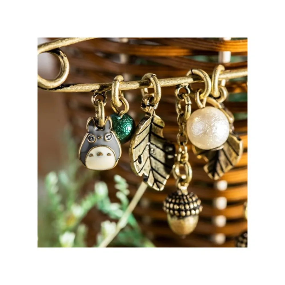 Clearance Maison Ghibli Safety Pin Brooch Totoro & Leaves - My Neighbor Totoro