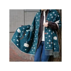 Online Maison Ghibli Stole With Button Walking In Snow - My Neighbor Totoro