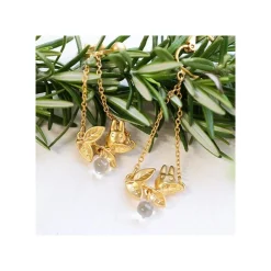 Sale Maison Ghibli White Totoro Clip Earrings Jewel Hidden In A Leaf - My Neighbor Totoro